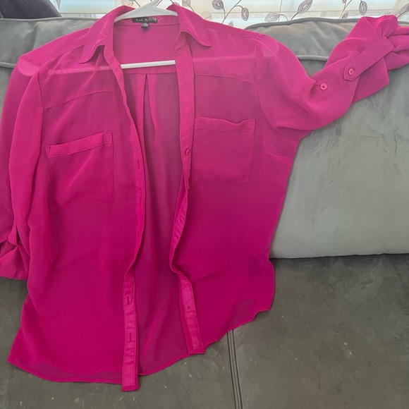 Pair of two shirts - Picture 2 of 3